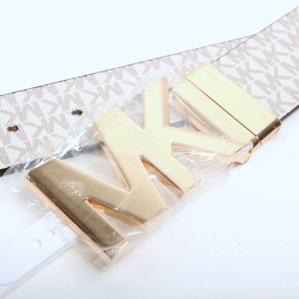 NWT Michael Kors Twist Reversible Belt Medium - Picture 4 of 7